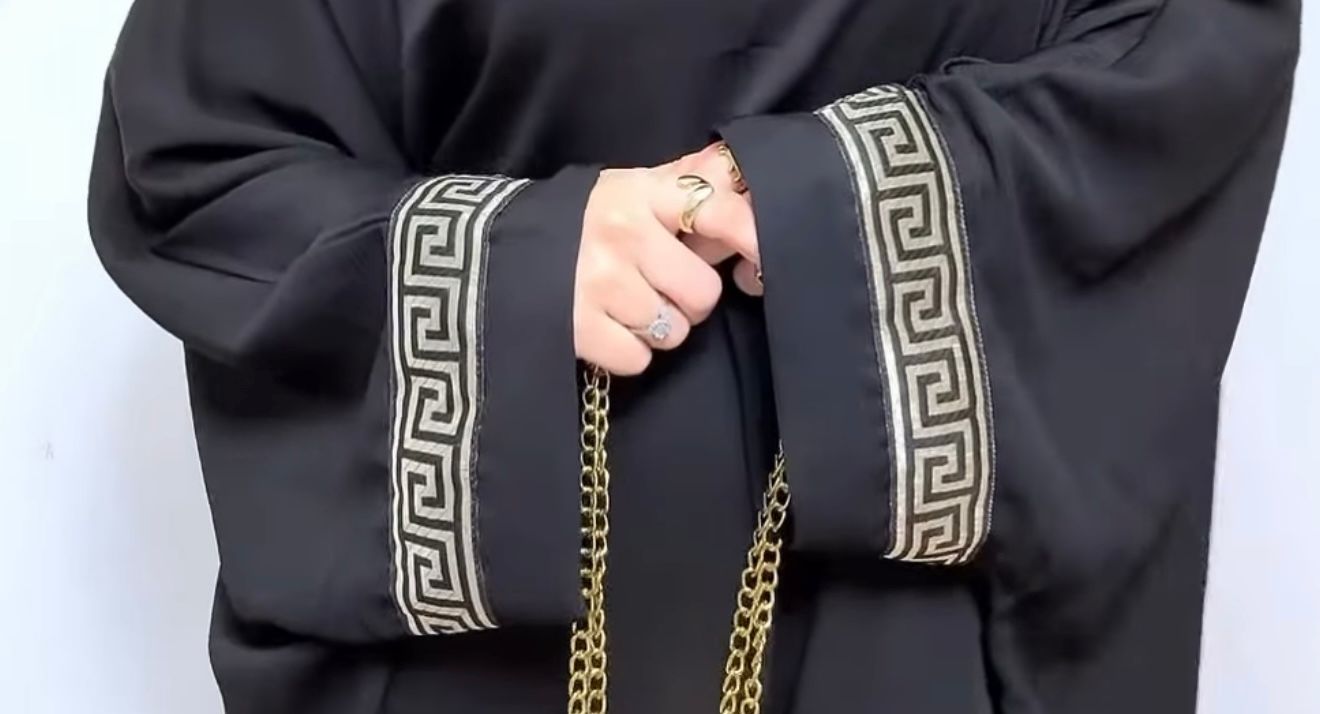 Abaya Queen